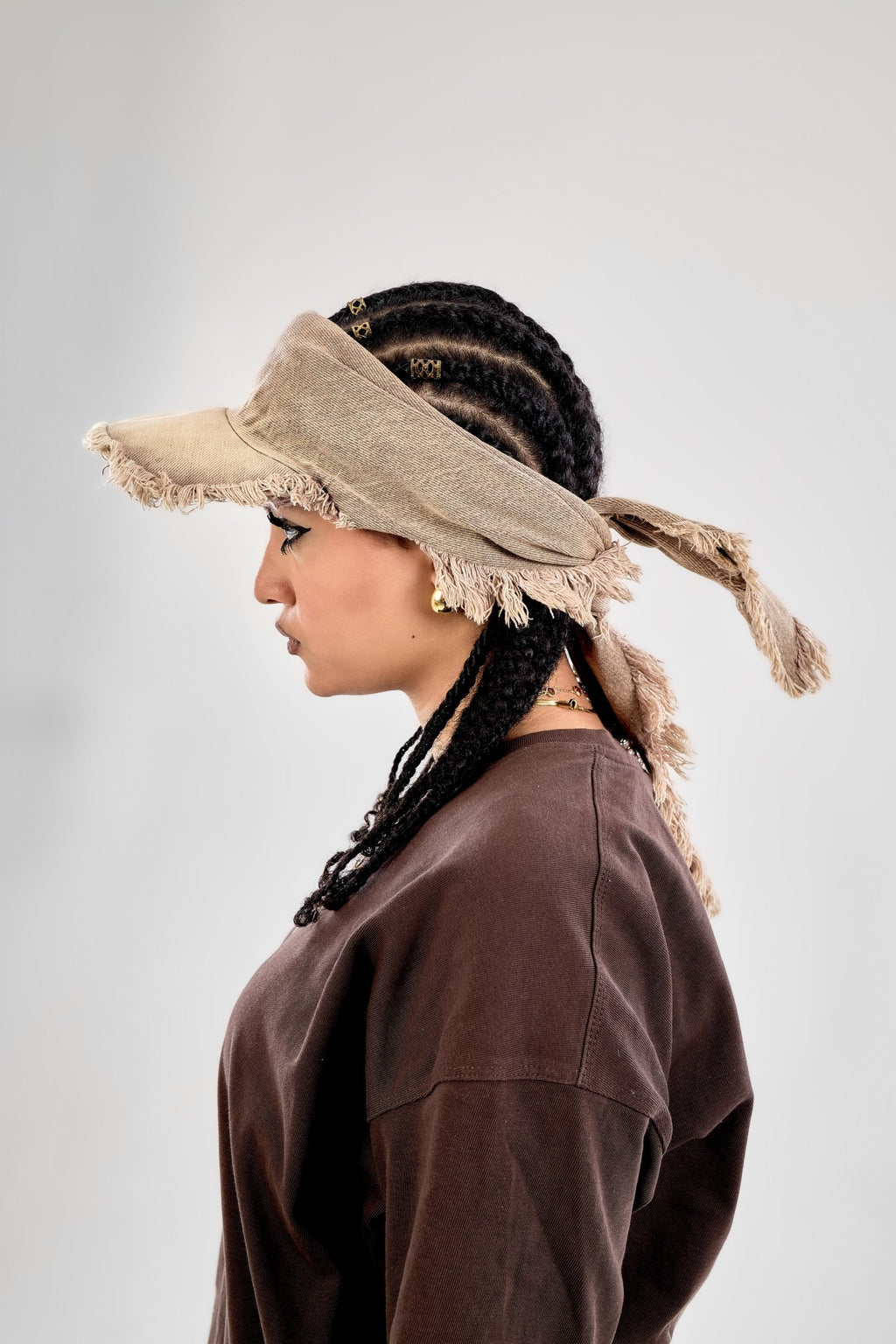 FEZINCCI Beige Cap — The Entry (Dust)