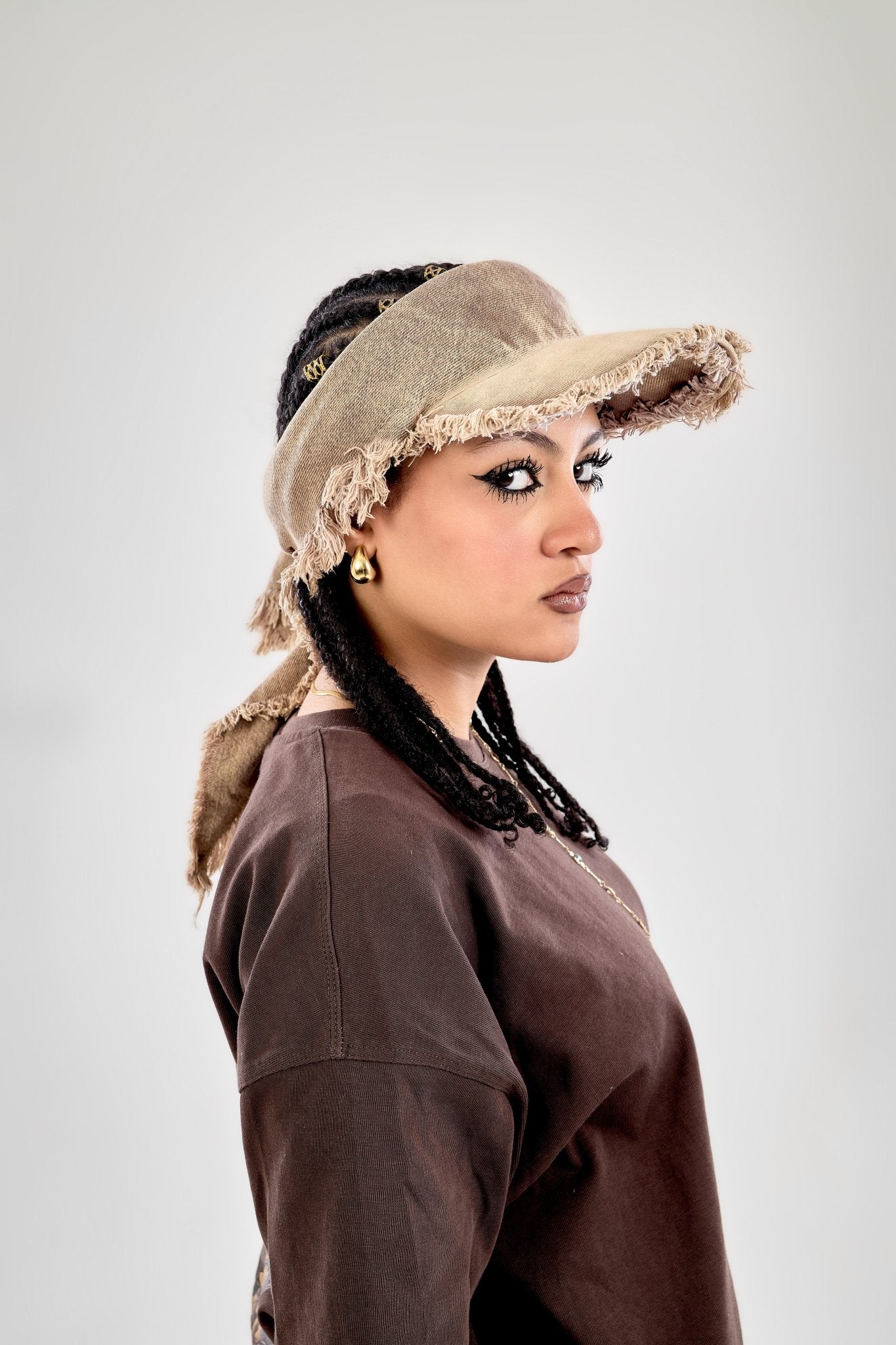 FEZINCCI Beige Cap — The Entry (Dust)