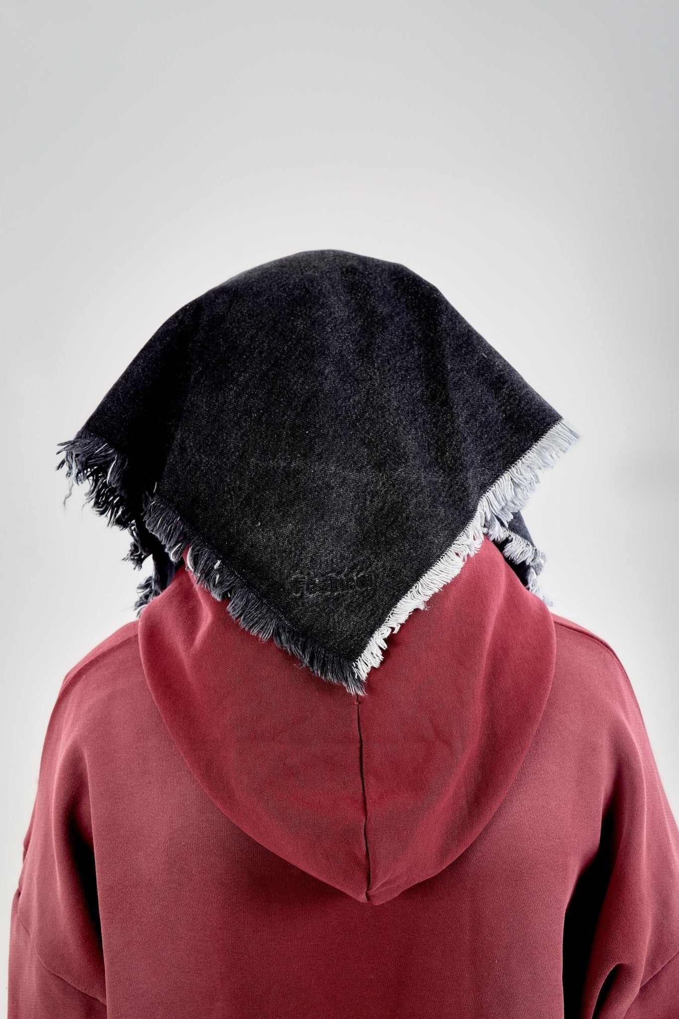 FEZINCCI Black Cap — The Entry (Void)